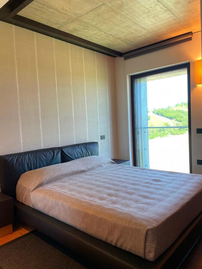 Ca' Del Profeta Ristorante & Relais Hotell Montegrosso dʼAsti Rom bilde